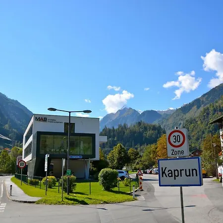 Monty In * Kaprun